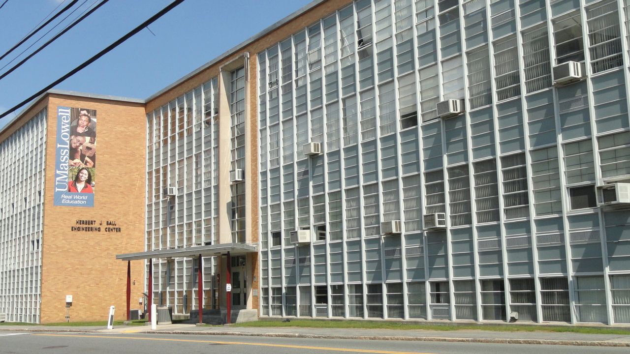 马萨诸塞大学洛厄尔分校