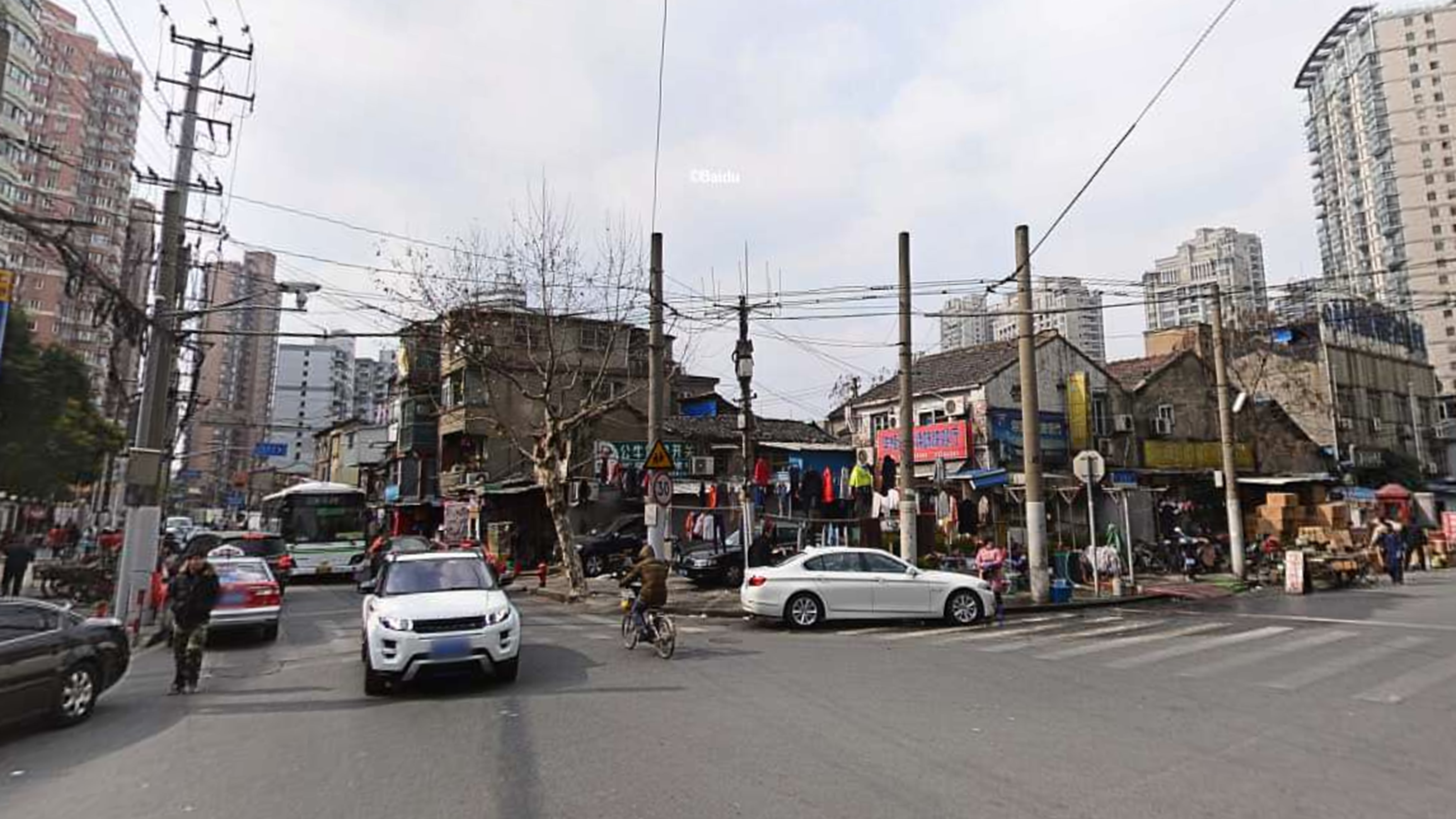 白渡路与豆市街交叉口