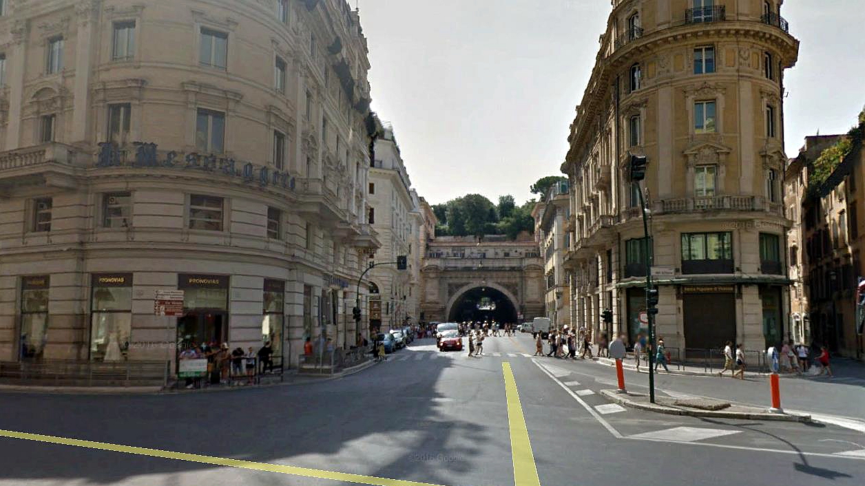 三全音路和隧道路交叉口