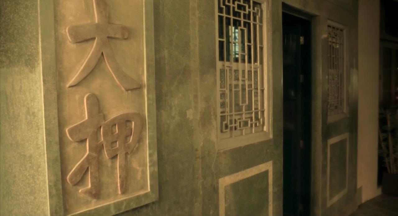 为救儿子当掉戒指