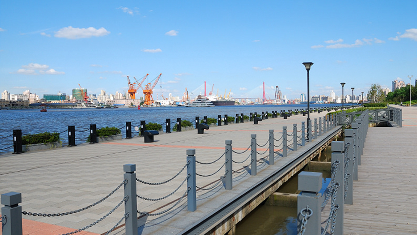 上海船厂滨江绿地