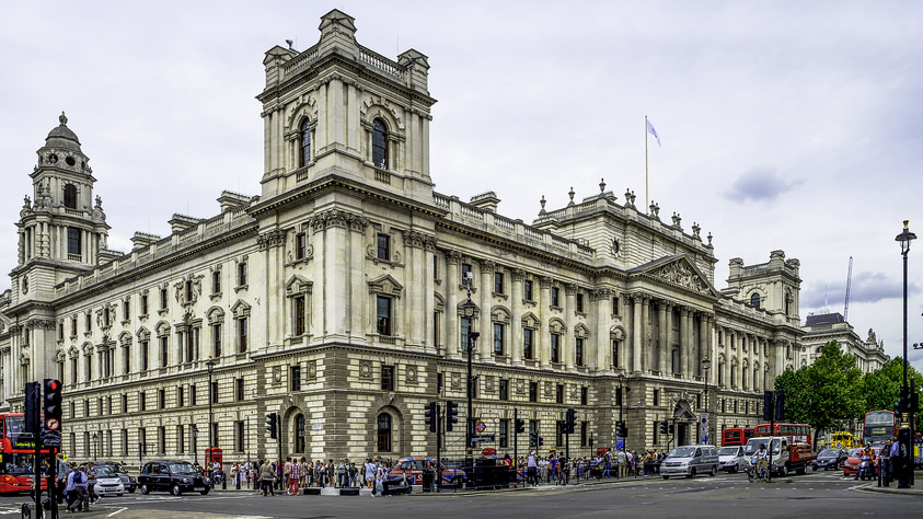 英国财政部