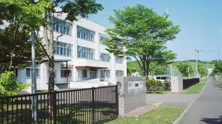 旧厚岸潮见高校