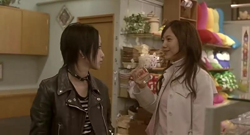 奈奈和娜娜买杯子