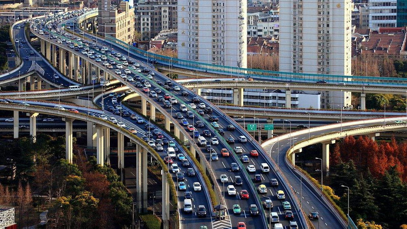 延安高架路与南北高架路交叉口