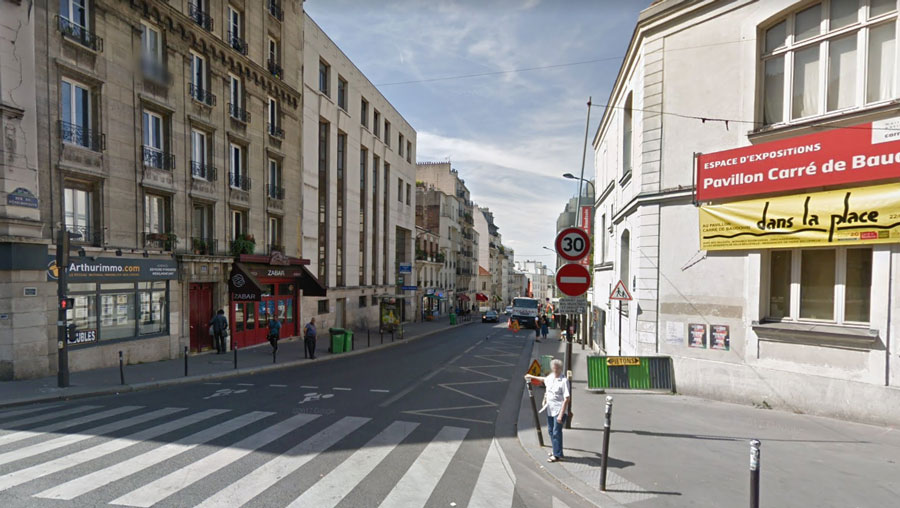 比利牛斯街与梅尼蒙当街交叉口