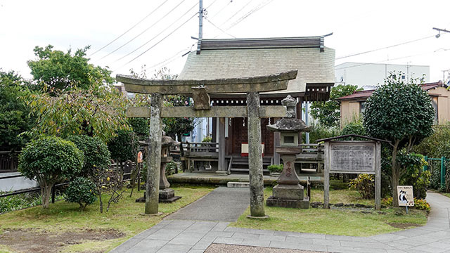 三石神社