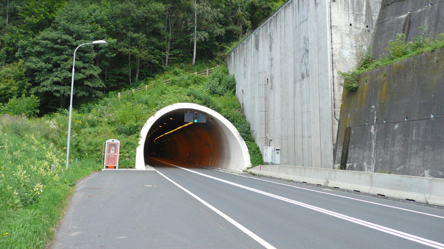 费斯通斯堡隧道