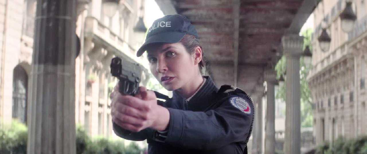 遭遇法国女警察