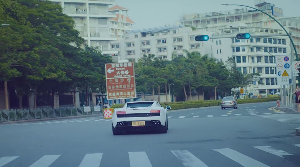 飙车
