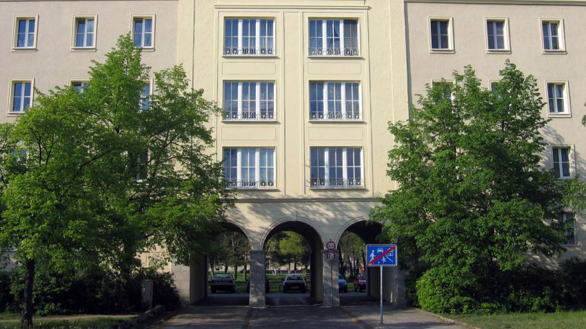 萨尔路易斯街10号