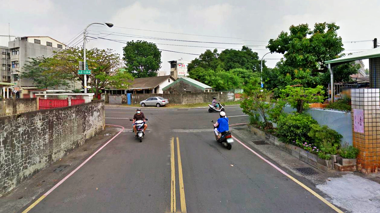 林森路与成功路交叉口