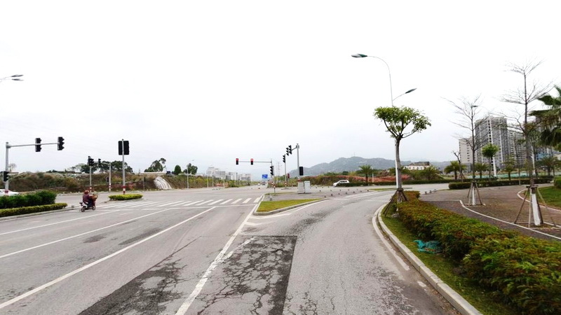 天水路与圣岩路交叉口