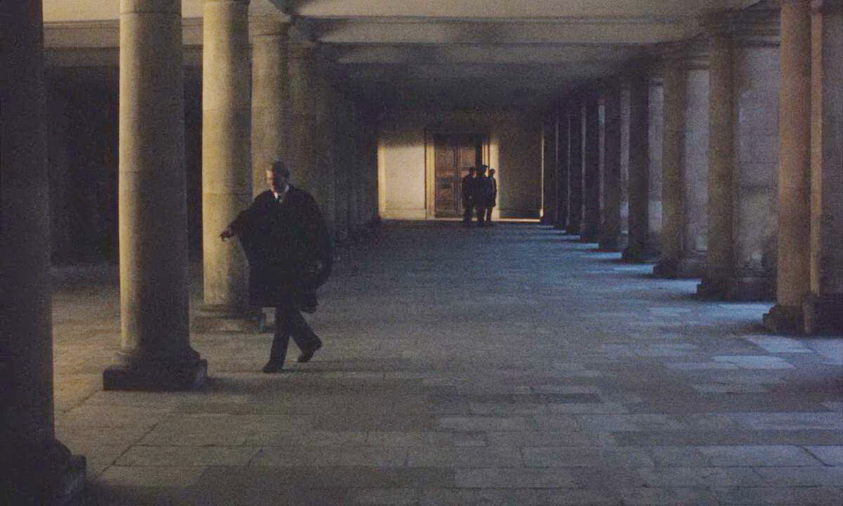 克莱夫在剑桥就读学院