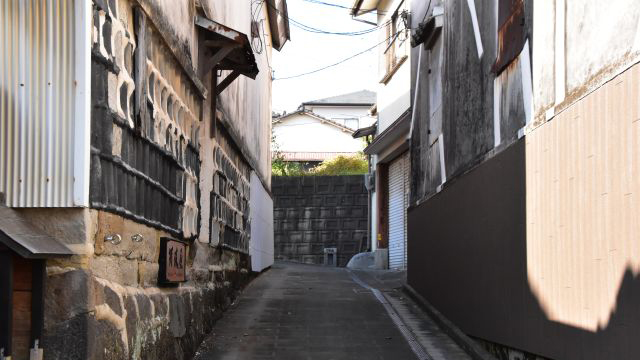 西浦神社东侧道路
