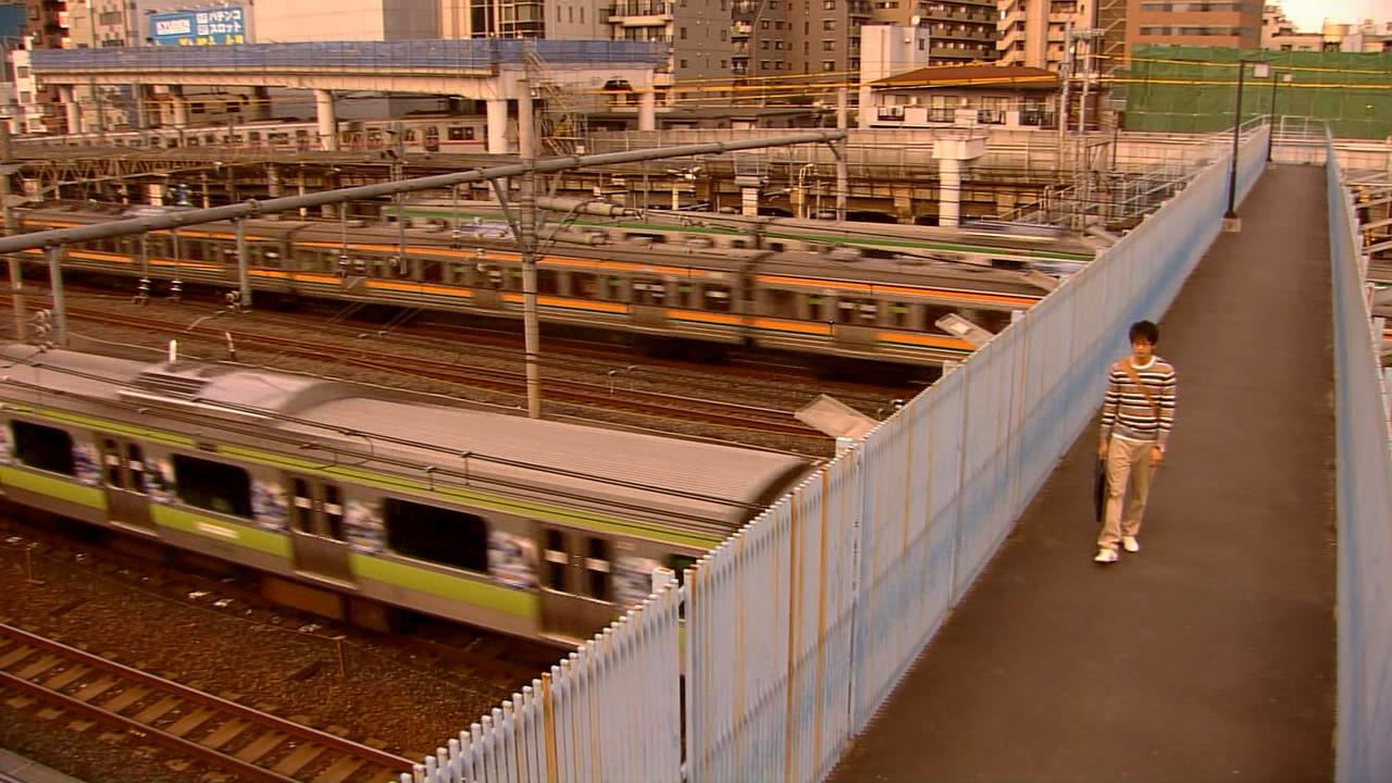 真山走过跨线桥