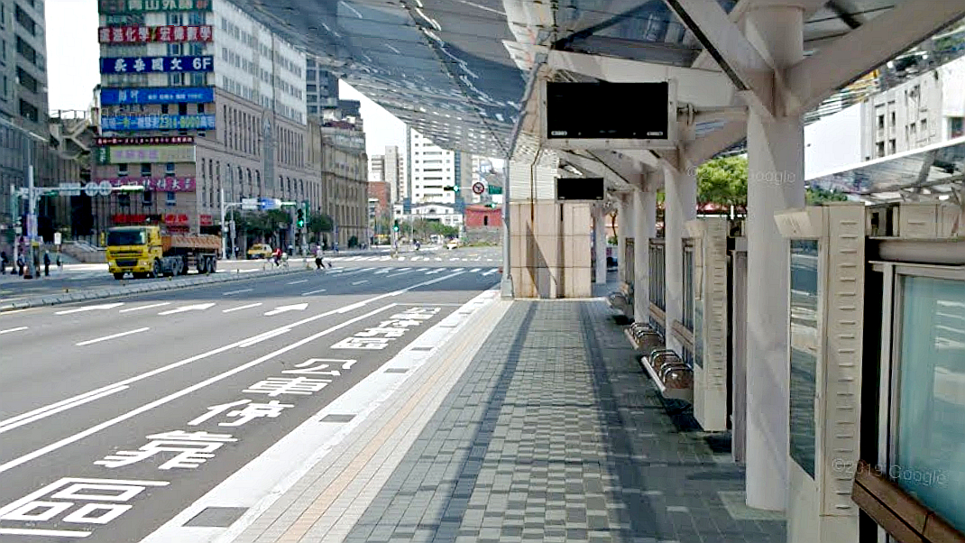 台北车站（忠孝）公交站
