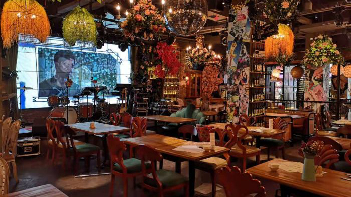 花儿胡同音乐酒馆东明广场店