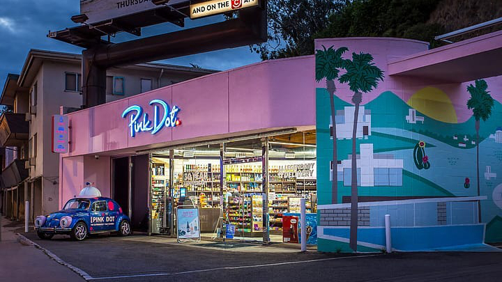 粉红点点西好莱坞店