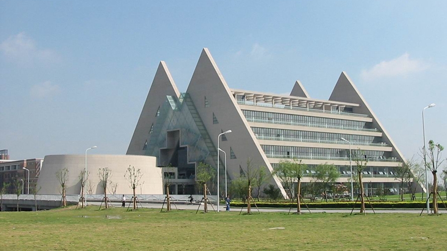 上海工程技术大学松江校区