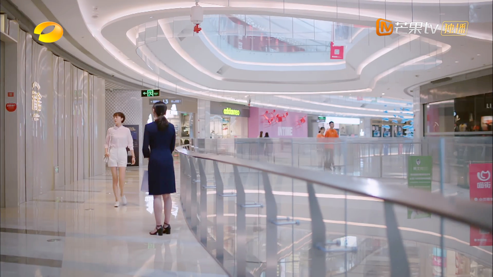 齐明月父母见面