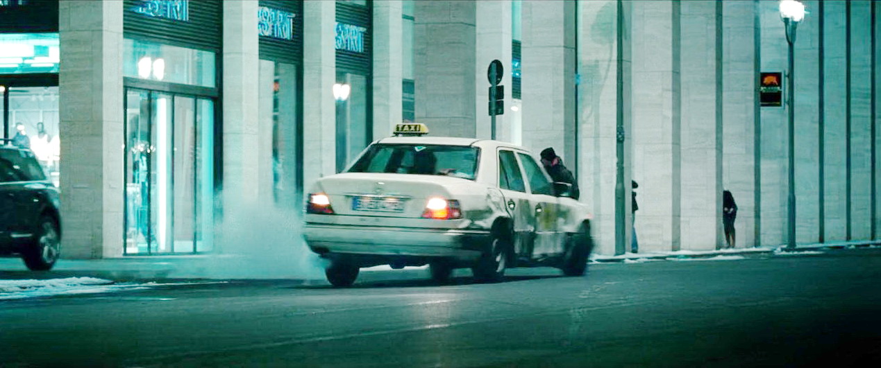 拱廊追车