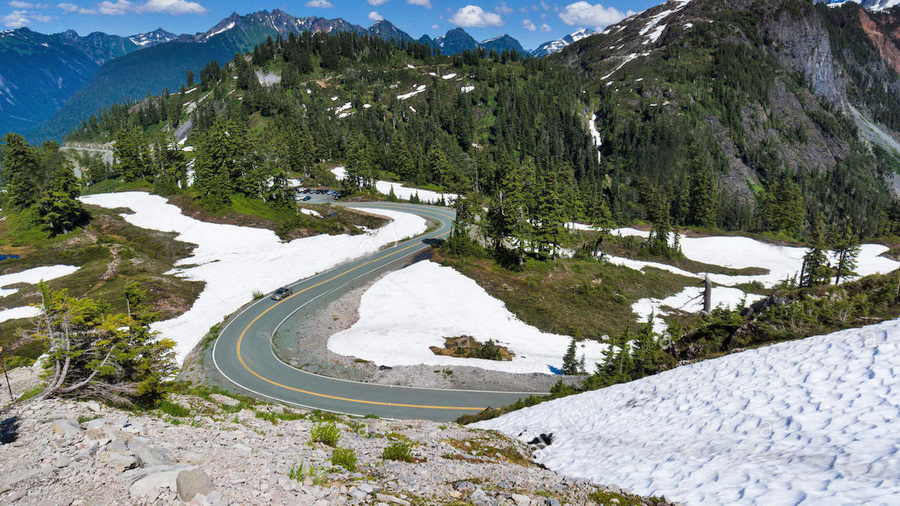 贝克山高速路艺术家峰路段