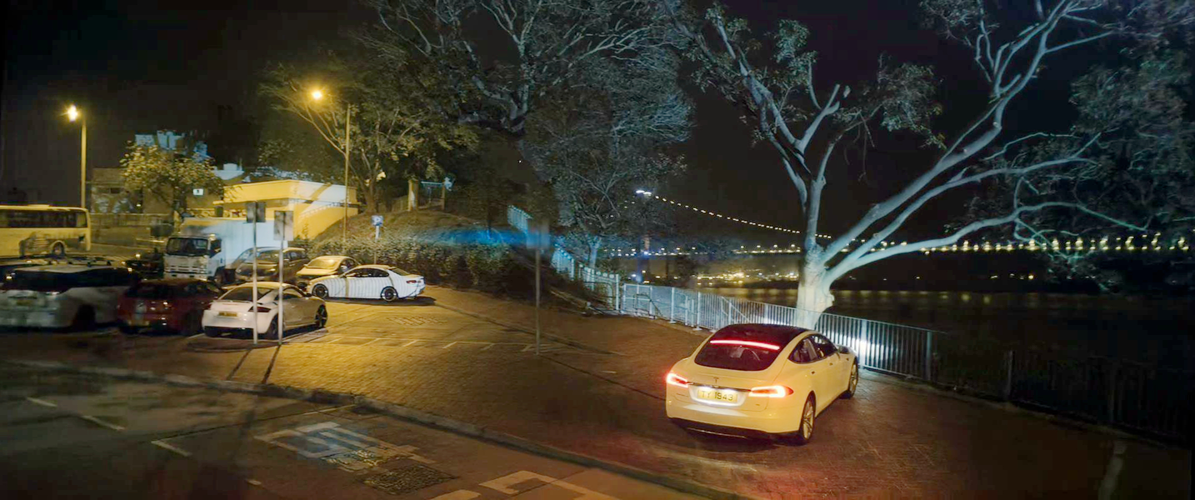 庞玲乘风深夜见面