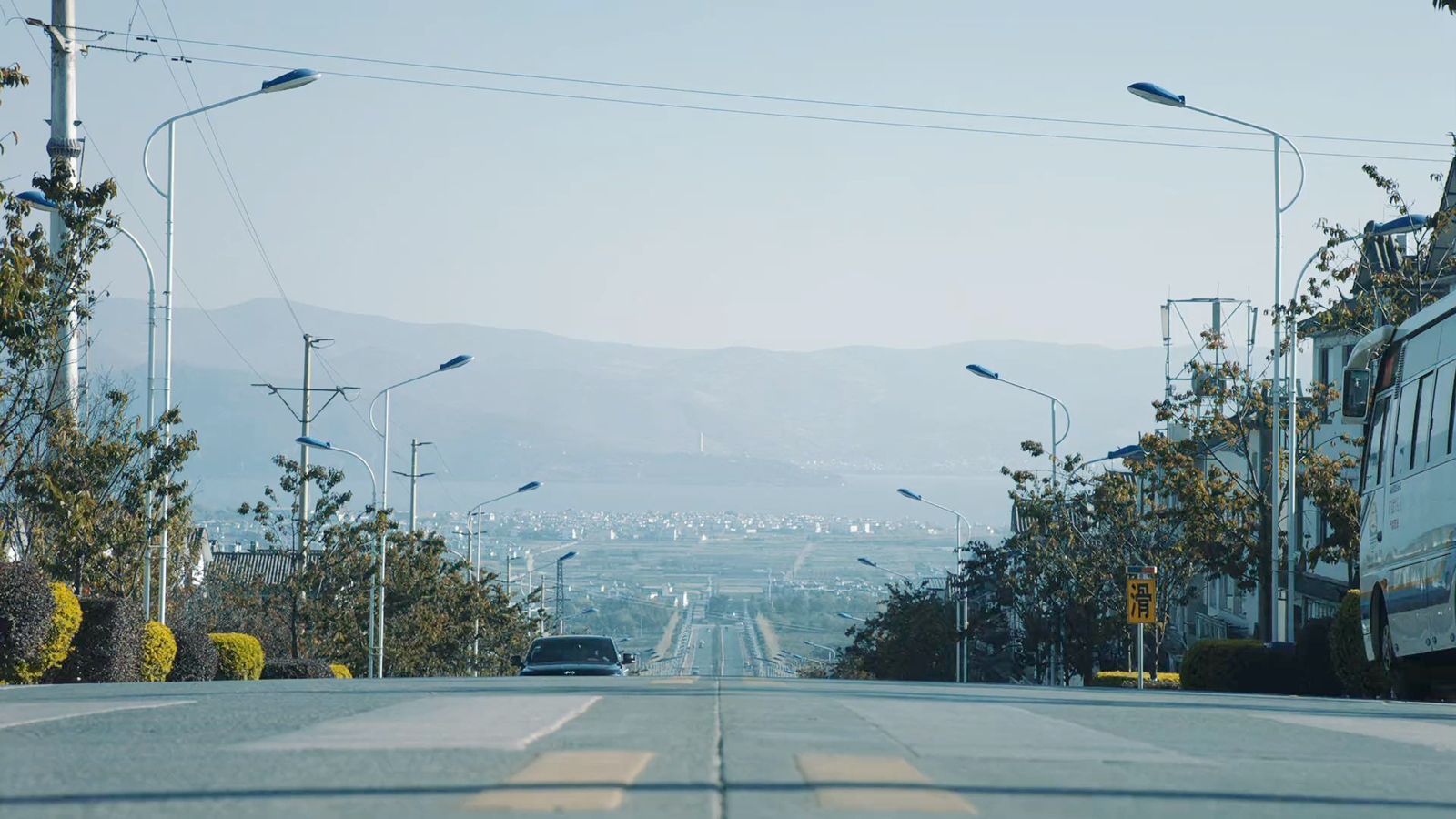 前往苍城山的公路