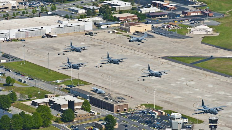 多宾斯空军预备基地