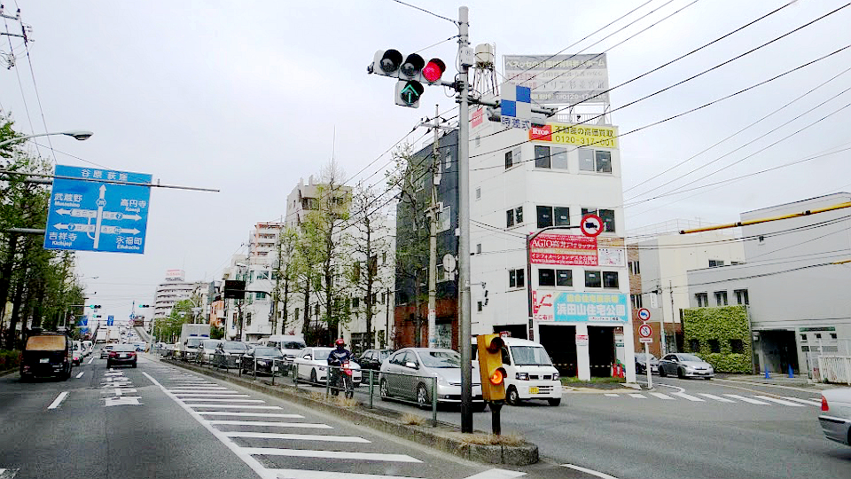 高井户小学前路口