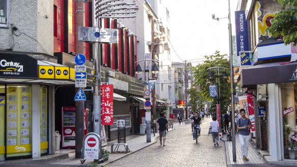 医大市场