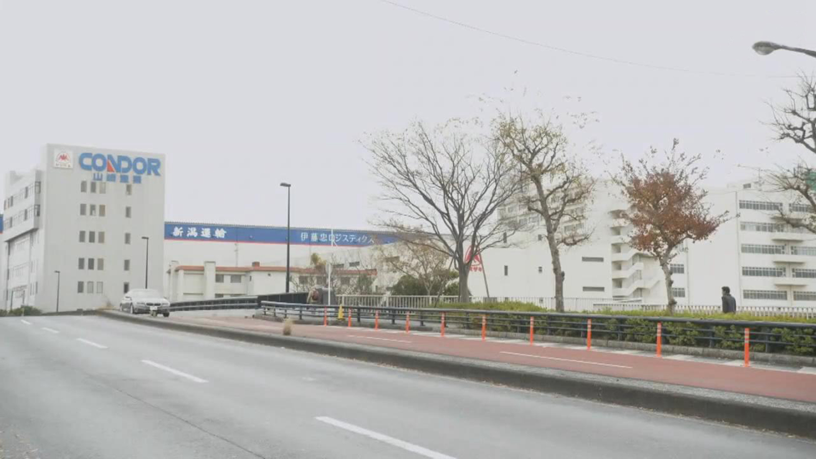 五郎前往仓库