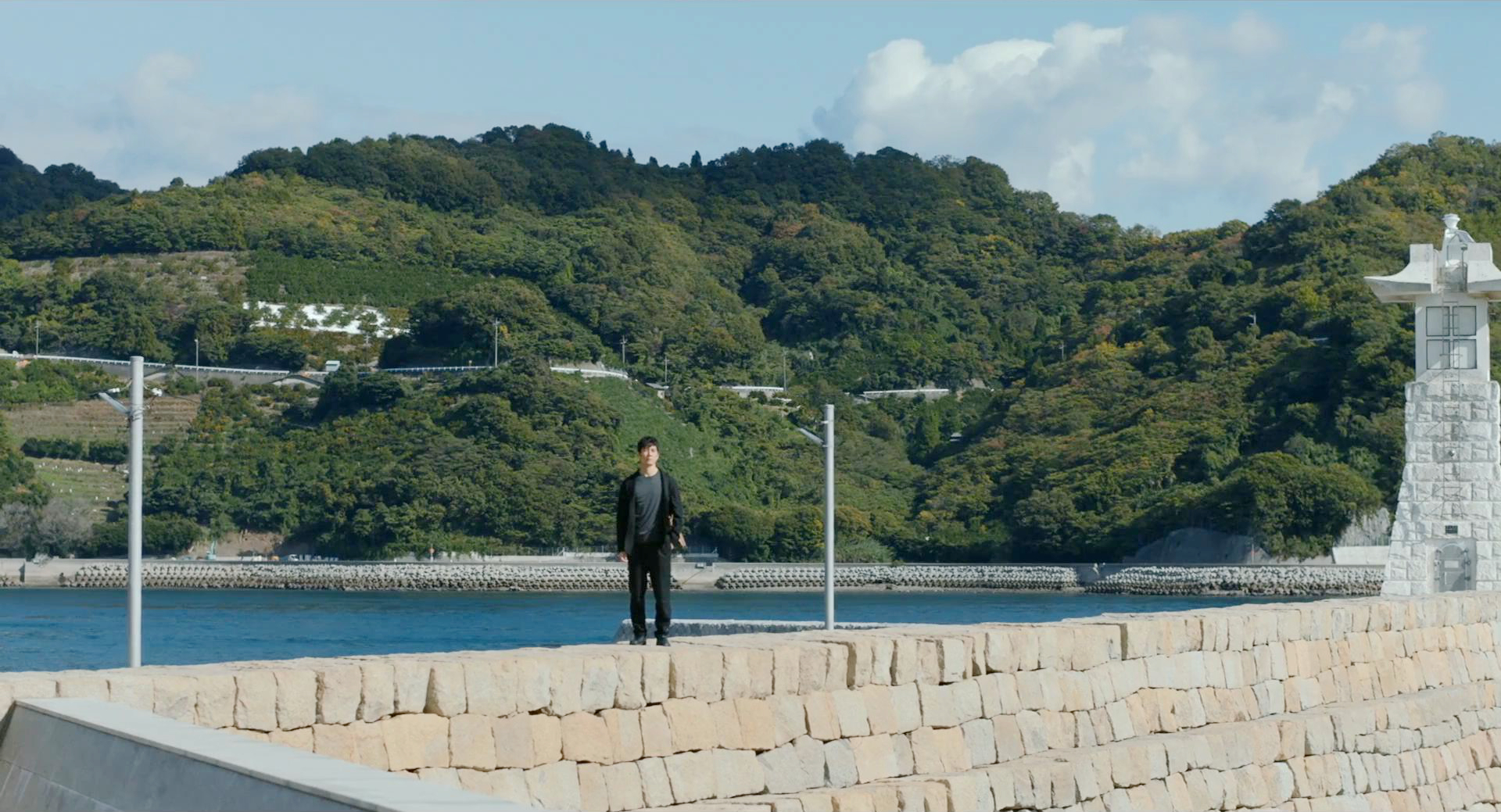 悠介住处附近堤坝