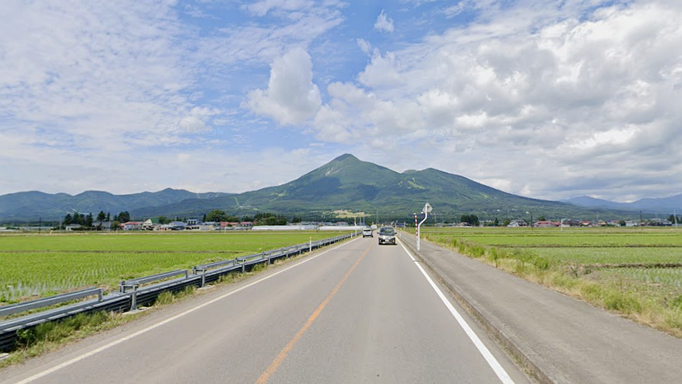 天镜台入口附近道路