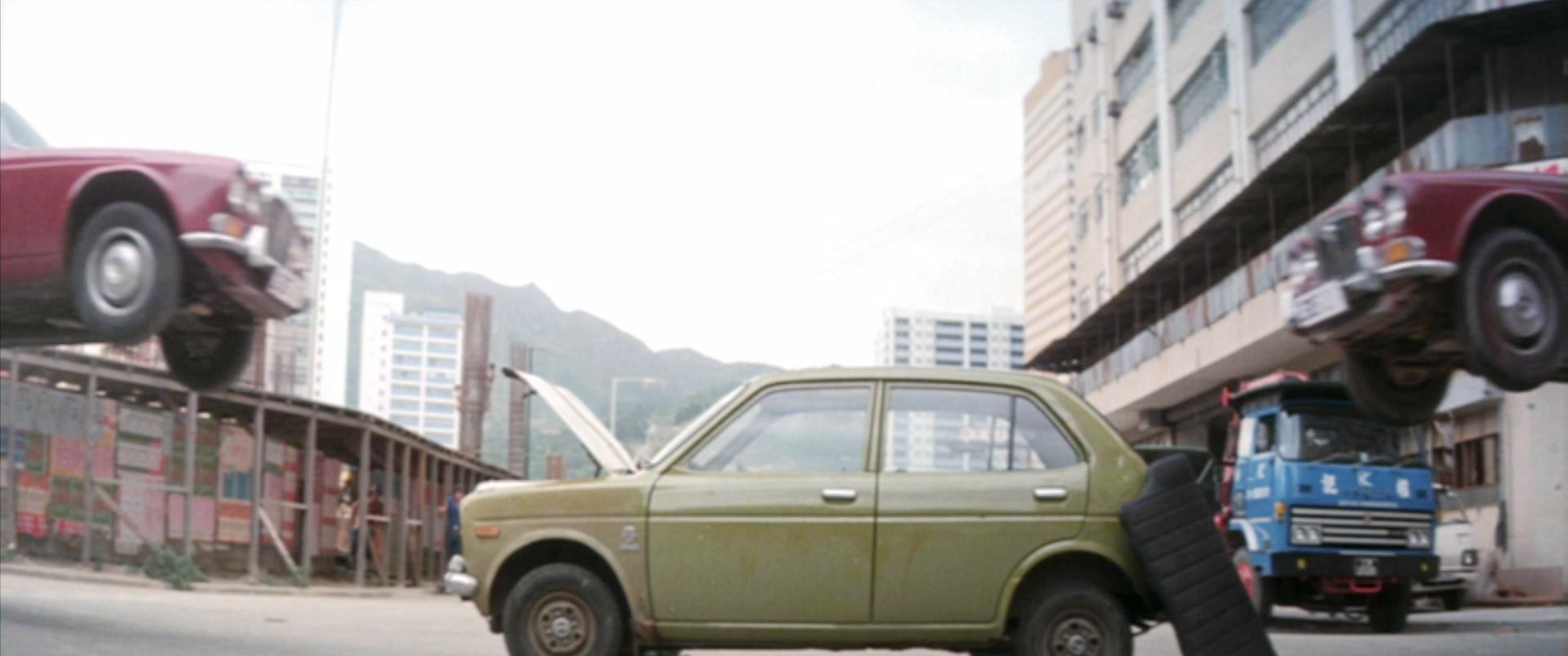 连环撞车