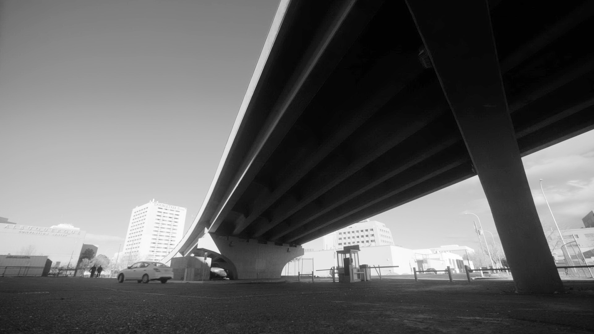法院停车场