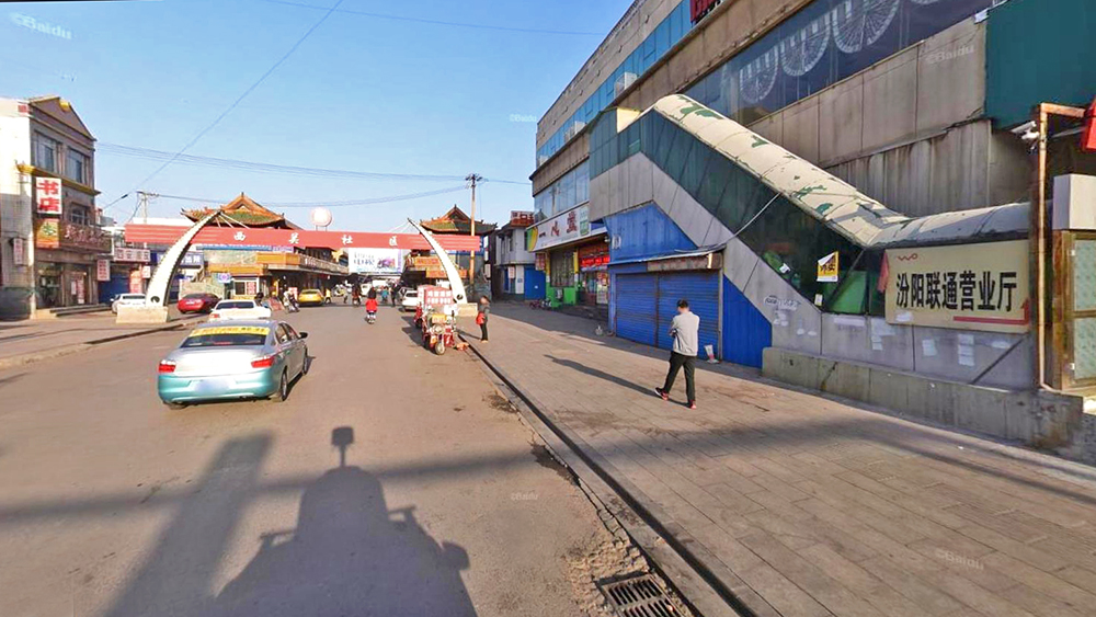 鼓楼西街与英雄南路交叉口