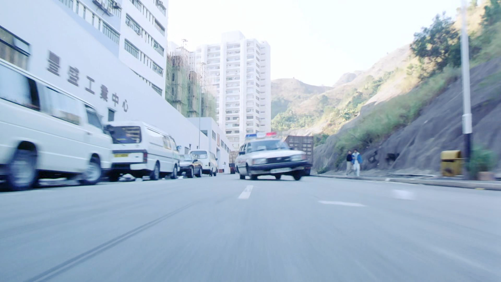 警方翻车