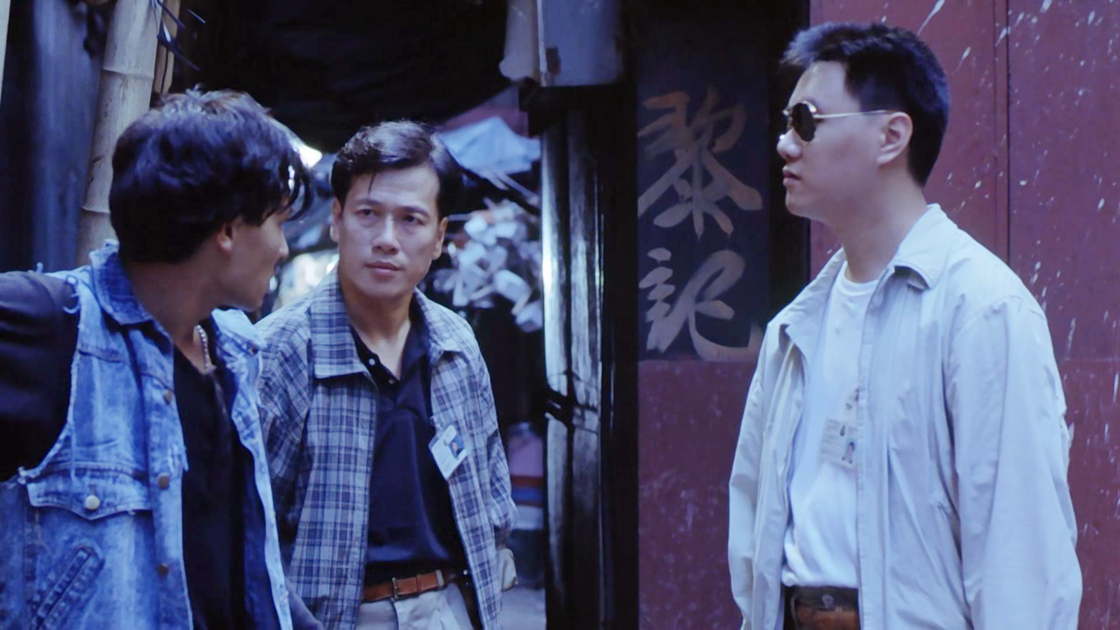 华Dee遭群殴