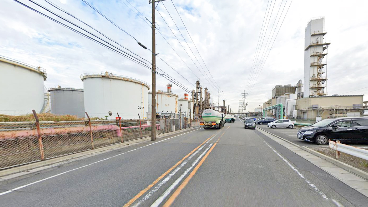 川崎炼油厂道路