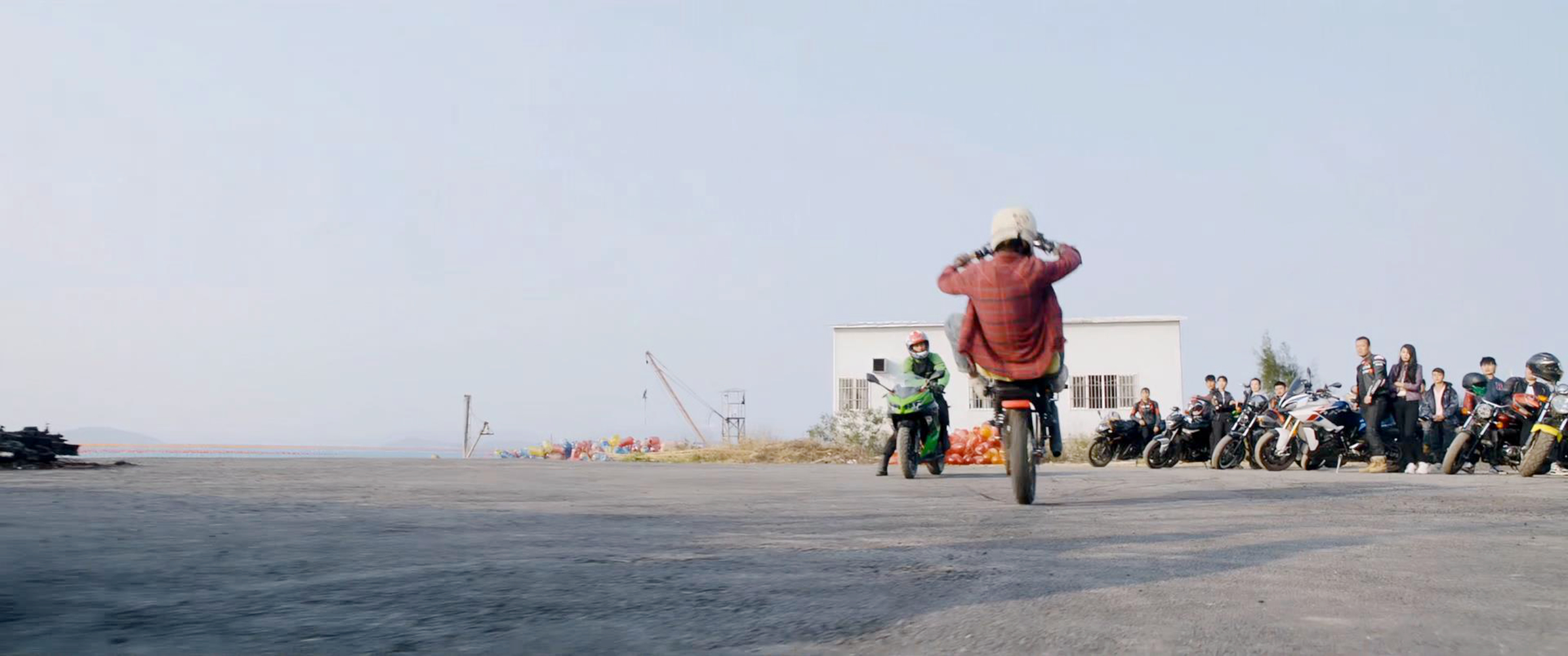 摩托车彩球赛道