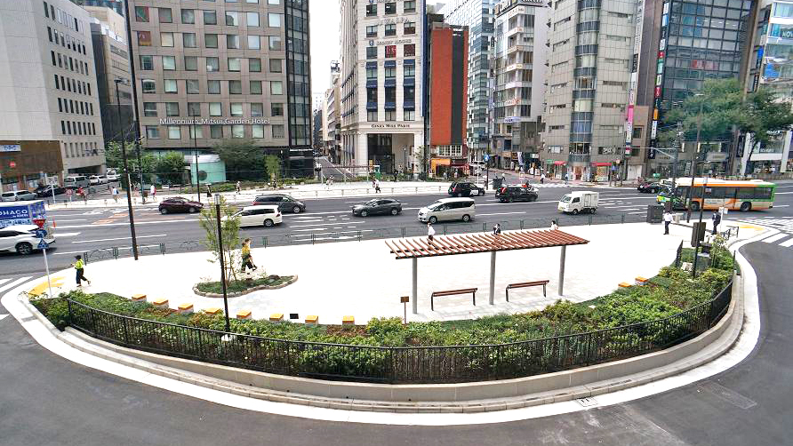 三原桥街角广场