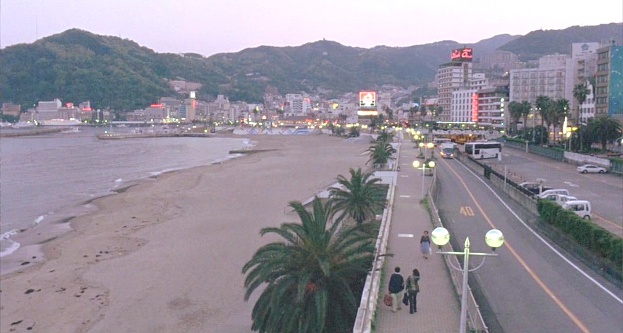 NJ和阿瑞到热海海边