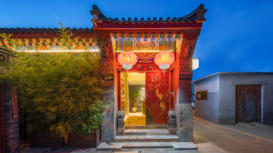 悦明元星空白塔景观酒店