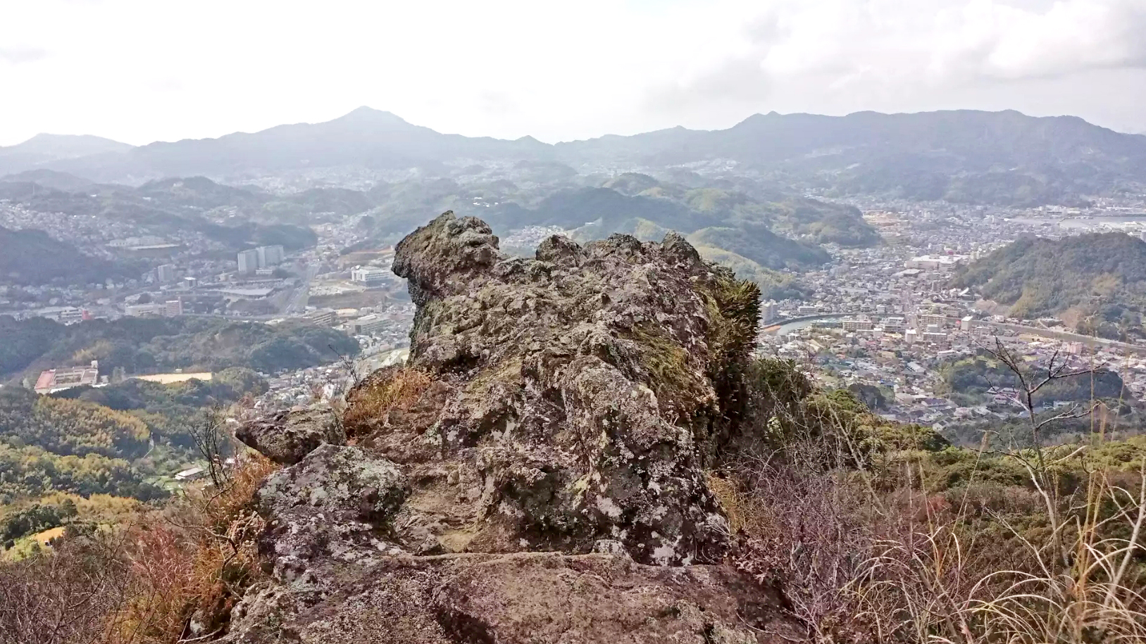 坦坦岩