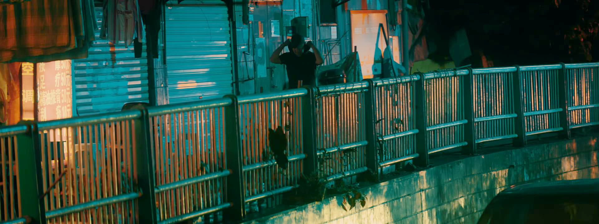 前往杨晓薇家的路