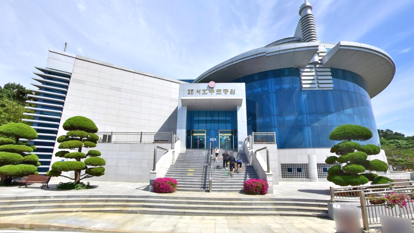 西湖追悼公园