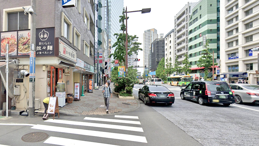永峰大楼附近路口