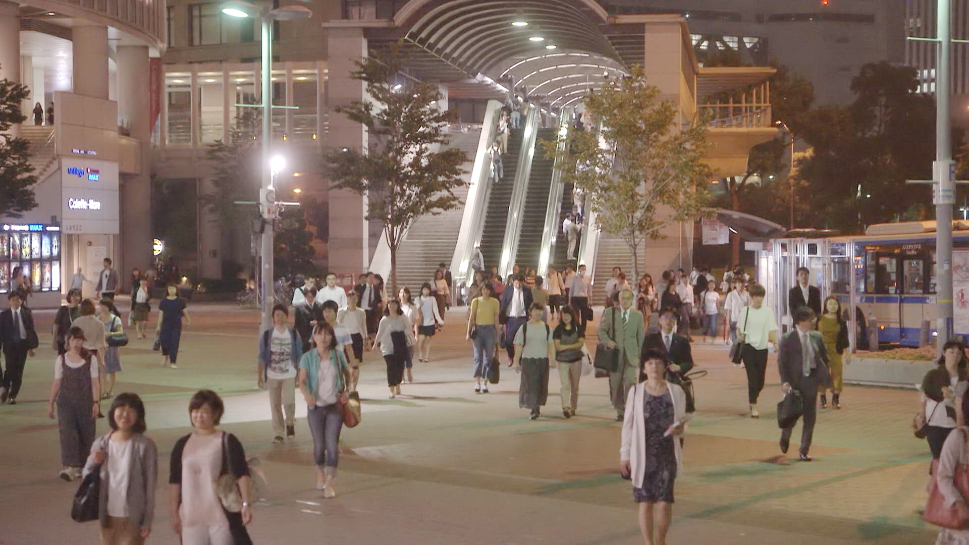 实栗走路回家